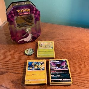 Pokémon Cards 62 lot Battle Styles + Tin & Coin